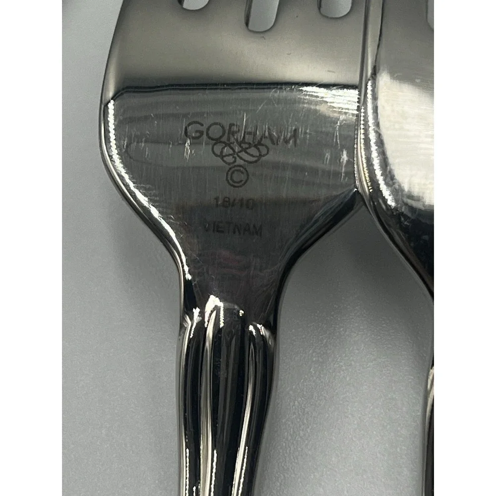 Gorham Melon Bud 18/10 Stainless Steel 20pc Placement For 4. PLEASE SEE ALL PICS